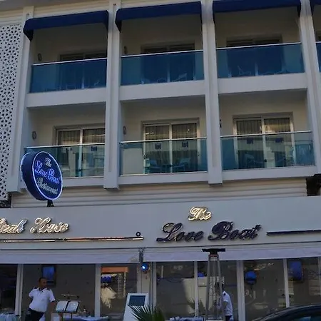 酒店 Devamli